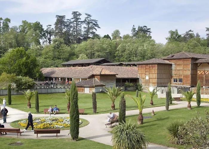 Lumineux Pour 2, Proche Thermes, Wifi Et Animaux Admis - Fr-1-841-38